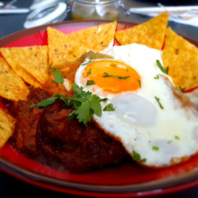 Chilaquiles de cochinita Pibil